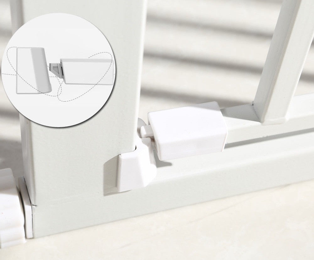 Adjustable Safety Gate - Home Insight