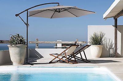 Cantilevered Outdoor Umbrella - Home Insight